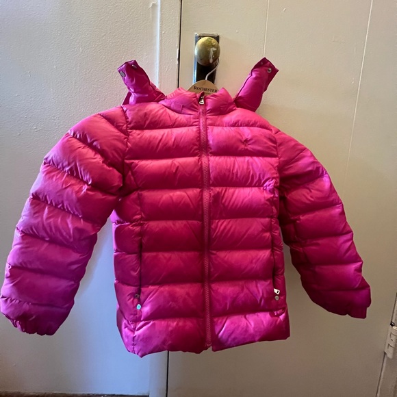 Ralph lauren puffer jacket. Gently used with detachable hood